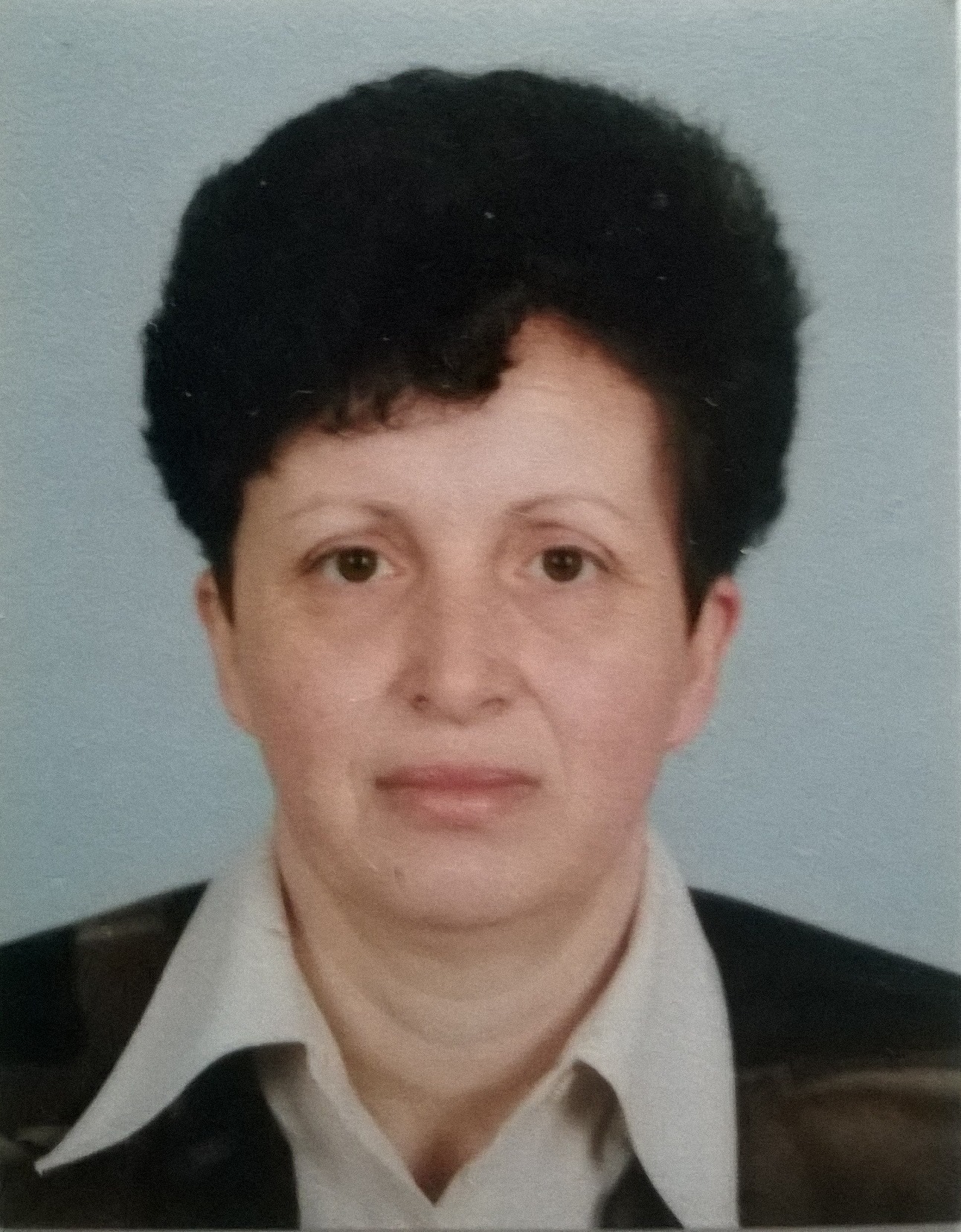 Елена Гаданчева