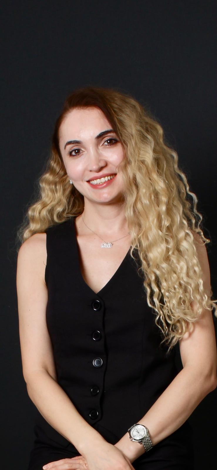 Demet Esra Kose